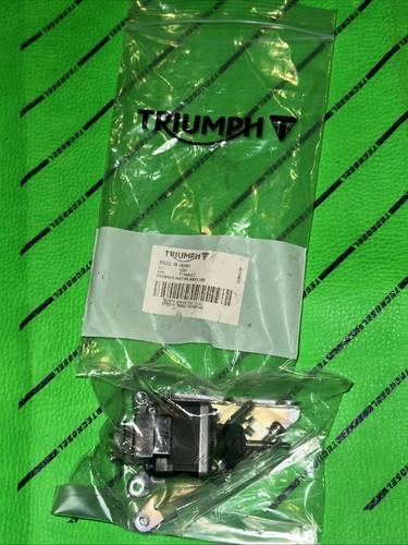 Triumph oem nos daytona - triumph,