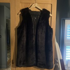New Look Black Faux Fur Gilet
