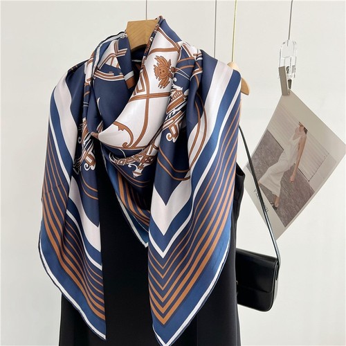 100 mulberry silk - 100%, scarf