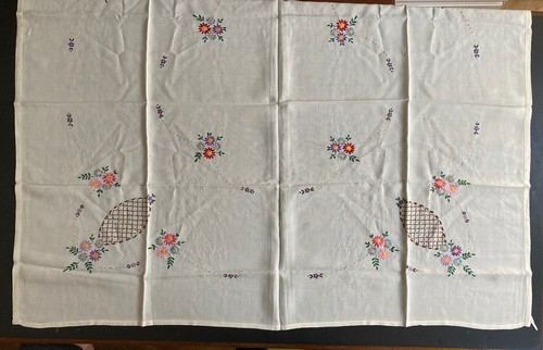 Vintage embroidered linen - vintage,