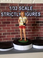 1/32 SCALE FIGURE (Daisy-b )