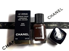 Chanel Le Vernis Longwear Nail