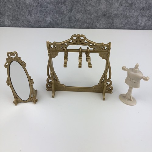 Sylvanian families boutique - families,