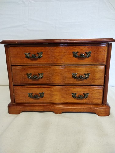Vintage queen anne style - anne,