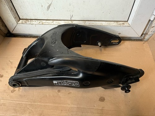 Aprilia rsv1000 tuono swing - aprilia,
