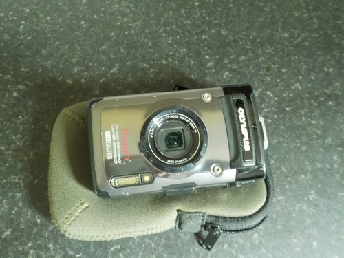 Olympus tough compact - tg-1,