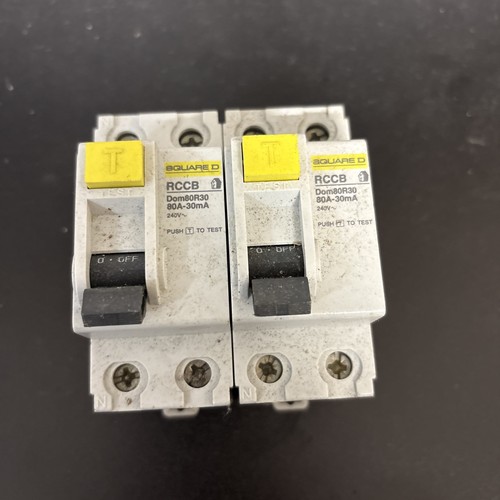 Square rccb dom80r30 80a - square,