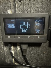 AC Infinity Controller 67 with Precise Thermometer Probe WiFi App Control. Used