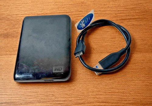 Passport 320gb external - wd,