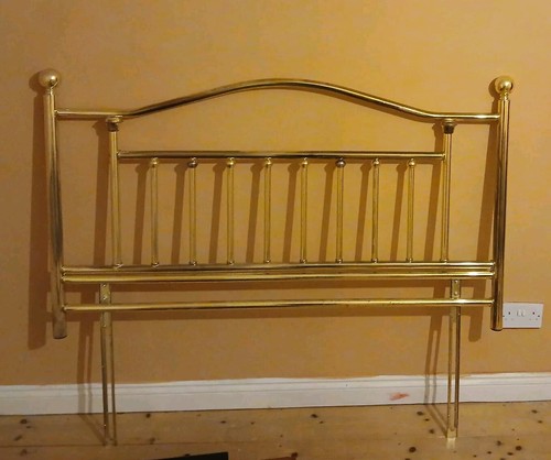 Double head board - brass, effect