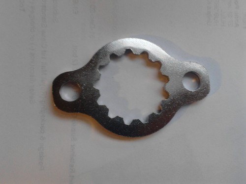 Front sprocket retainer - front,
