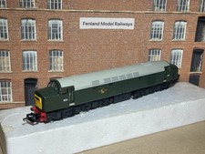 Lima OO Gauge Model Railway Class 40 Diesel Loco Br Green D261 