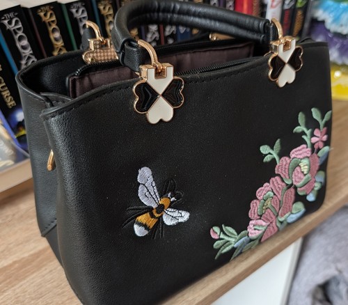 Bumblebee bag