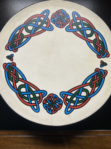 Celtic hand drum - drum, vignoles