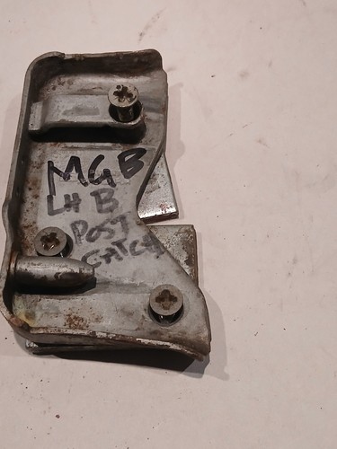 Mgb post door catch - b-,