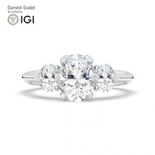 Oval Diamond Trilogy Ring 14k