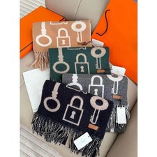 H Key Double-Sided Cashmere