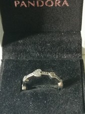 Pandora Alluring Hearts Ring Size 52