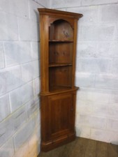 SOLID PINE FLOOR CORNER