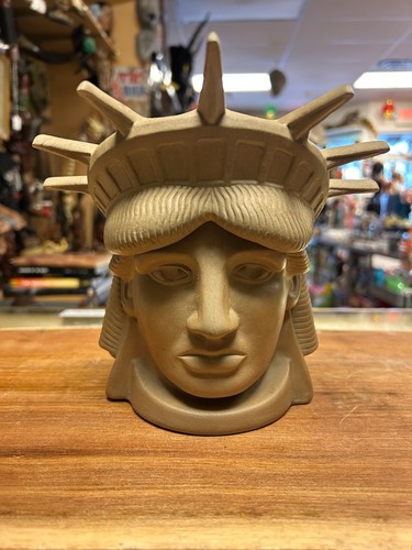 Ceramarte statue liberty - statue, of