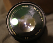 Yashica Auto Yashinon-DS 50mm