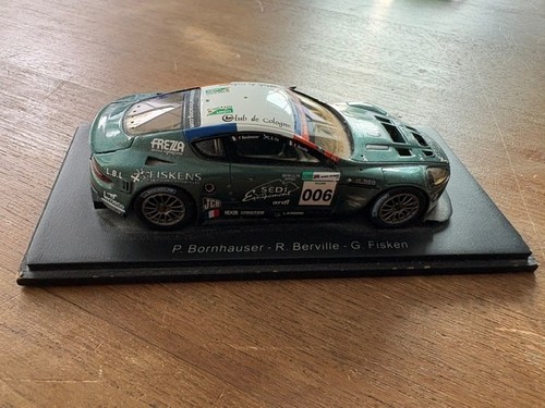 Aston martin dbr9 amr - martin,
