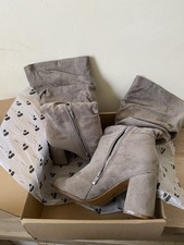 Women’s Faux Suede Knee High