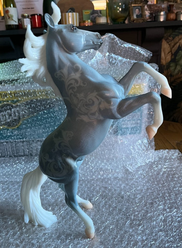 Breyer traditional scale horse