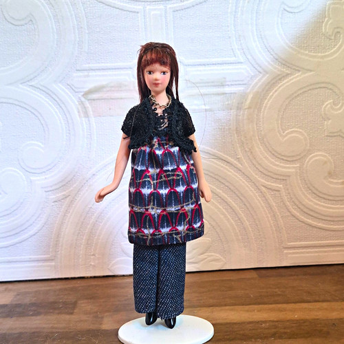 Dolls house 12th - house, 1/12th