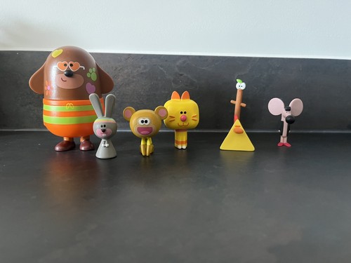 Cbeebies hey duggee characters - cbeebies,
