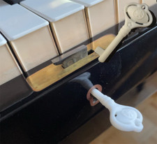 Yamaha Upright Piano Locking