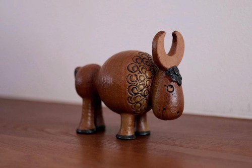 Lisa larson jura buffalo - lisa,