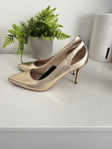 Wide fit gold cut out - fit, stiletto