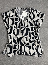 Zara Women's geometric pattern
