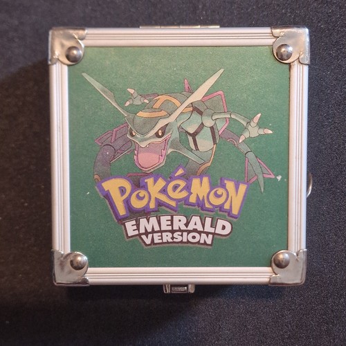 2005 toys metal rayquaza - toys, r