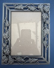 Silver/pewter Tone Grape vine