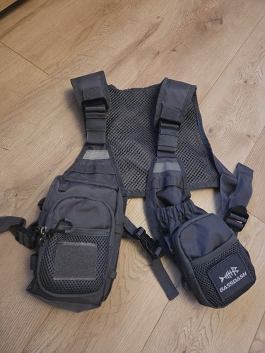 Fly fishing vest tackle - vest,