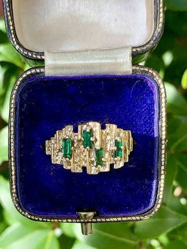 9ct gold modernist ring - ring, 1970