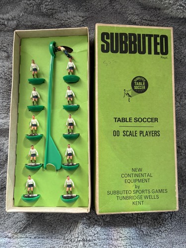 Subbuteo heavyweight teams - heavyweight,
