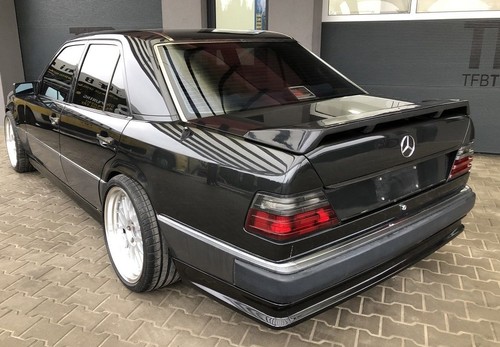 Style rear trunk spoiler - br,