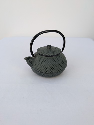 Japanese cast iron teapot - cast,