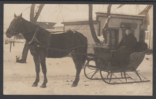 Quebec postcard horse drawn - quebec,