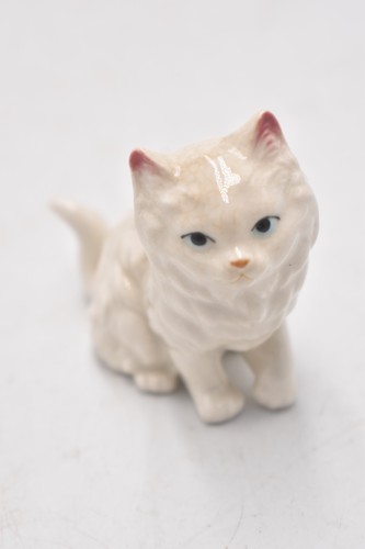 Vintage white persian - vintage,
