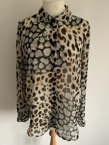 Ladies size patterned shirt - size, 10