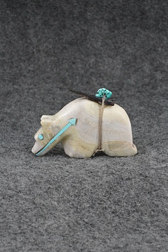 Bear zuni fetish carving - bear,