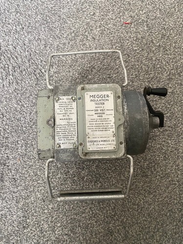 Vintage 500 volt megger - 500,