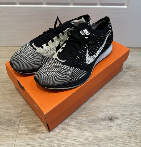 Nike flyknit racer black white - nike, black/white