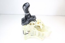 HYUNDAI i40 VF Gear Shifting