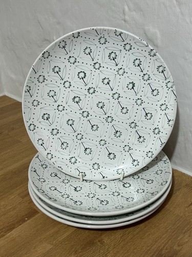 Ikea enigt salad - 'enigt', plates