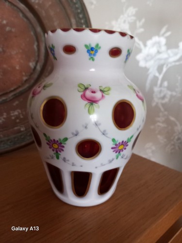 Bohemian czech vase ruby - /,